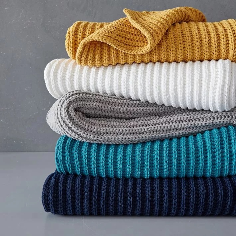 NWT West Elm Chenille Rib Throw in Navy